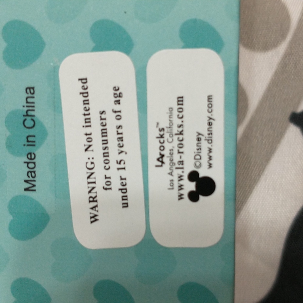 Mickey and Minnie new inbox necklace - Picture 5 of 7